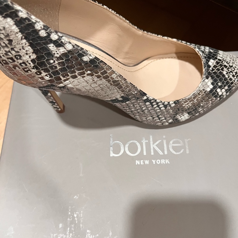 Botkier Black and Gray Snakeskin Heels